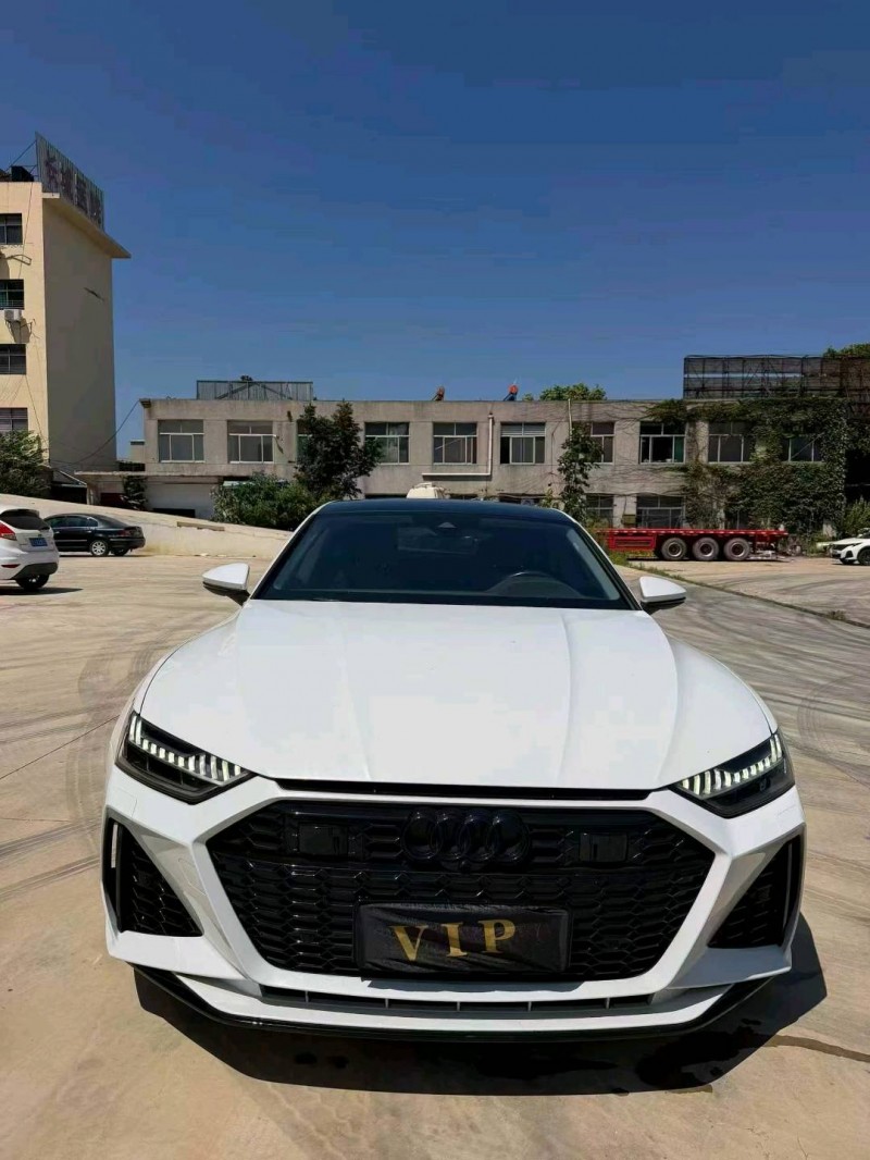 泰安21年奥迪A7L1