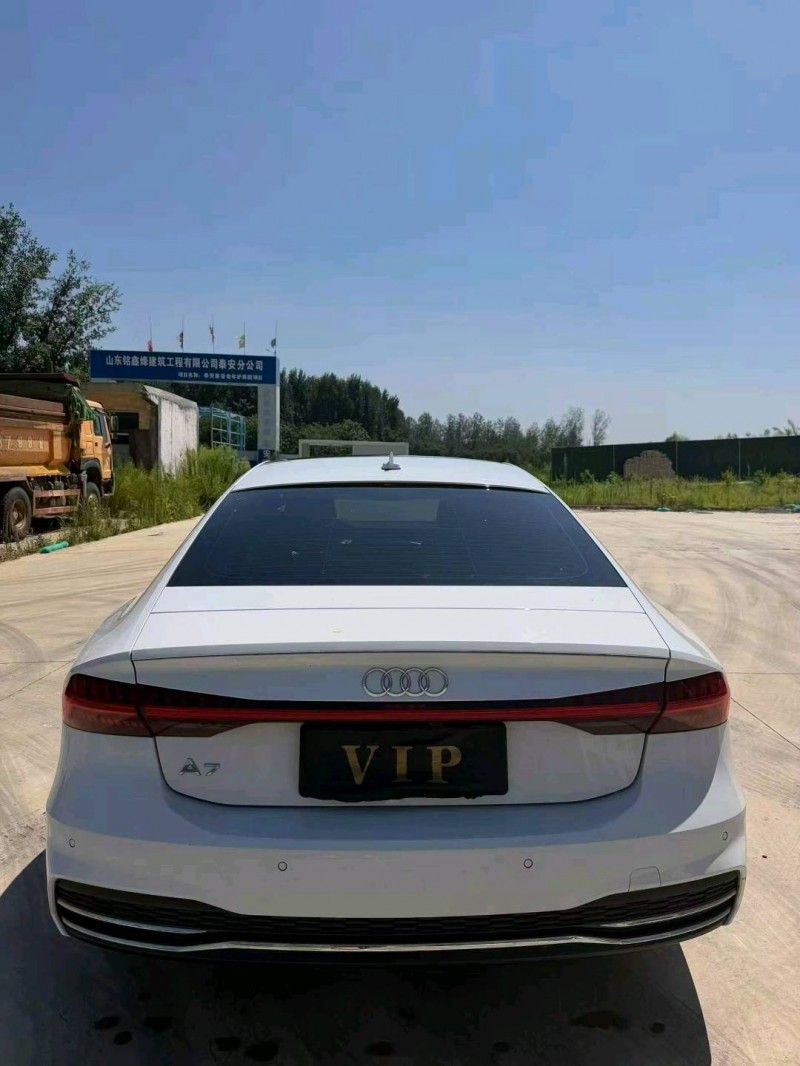 泰安21年奥迪A7L2