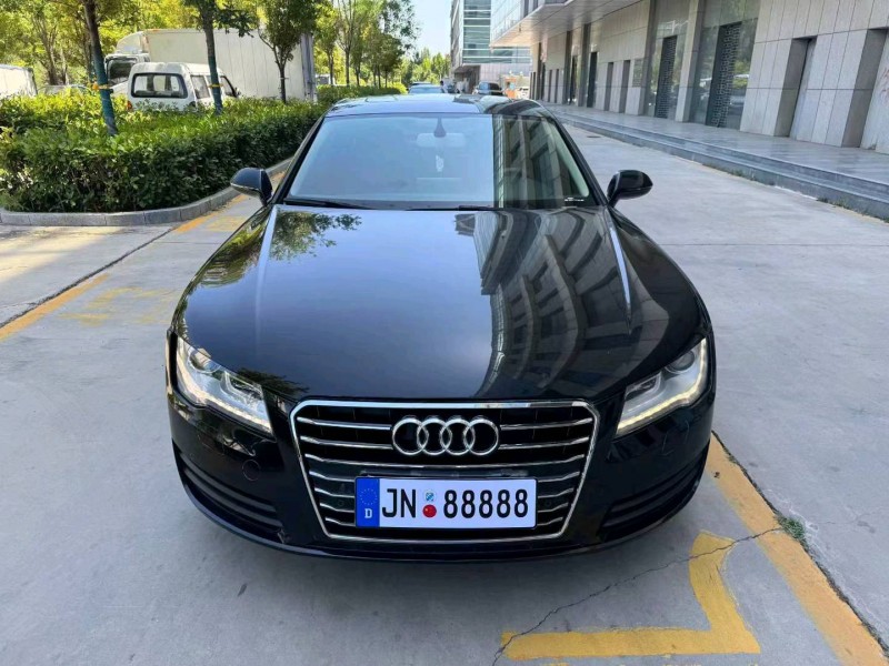 济宁13年奥迪A7L1