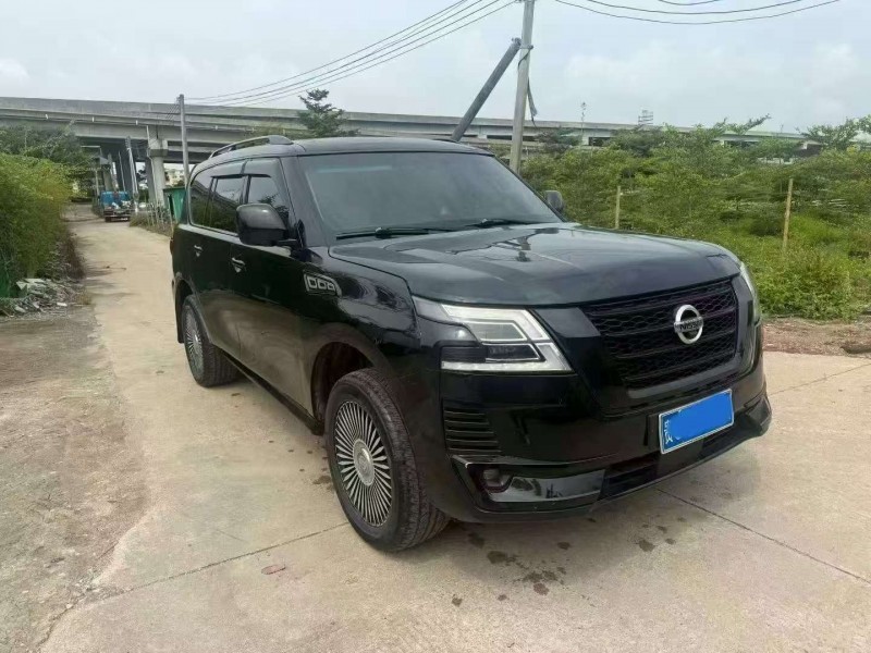 江门17年日产途乐2