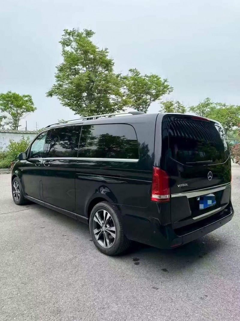 湖州17年奔驰V9