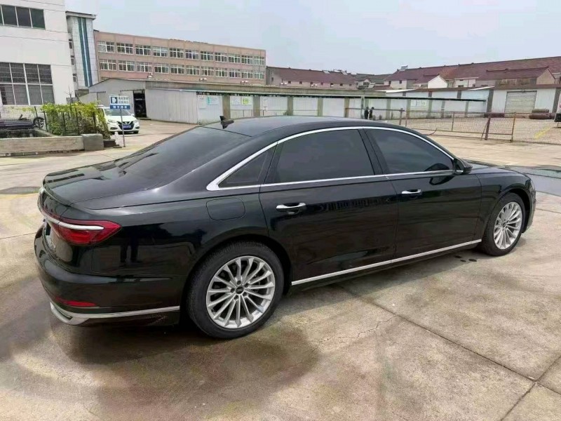 鹽城22年奧迪A8L5