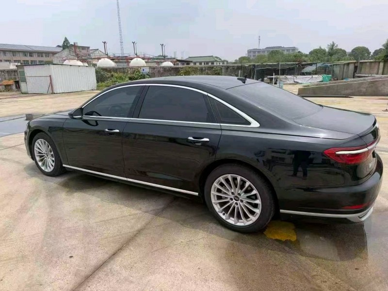 鹽城22年奧迪A8L6