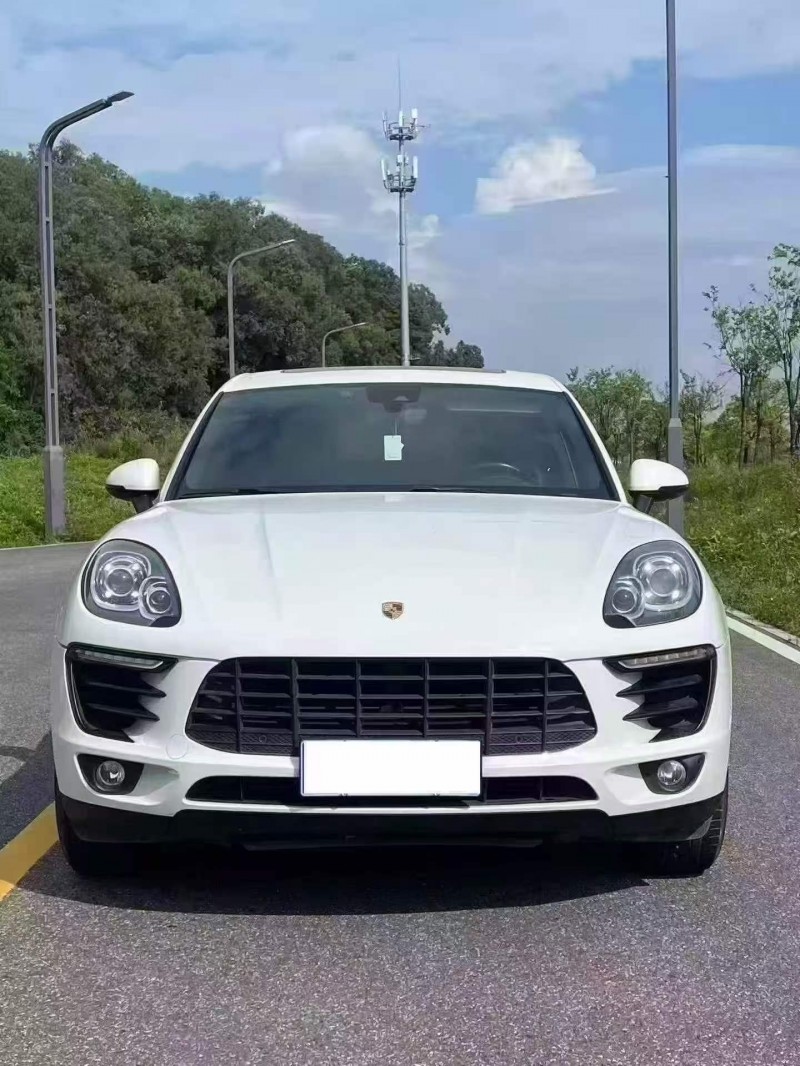 常德17年保时捷Macan1