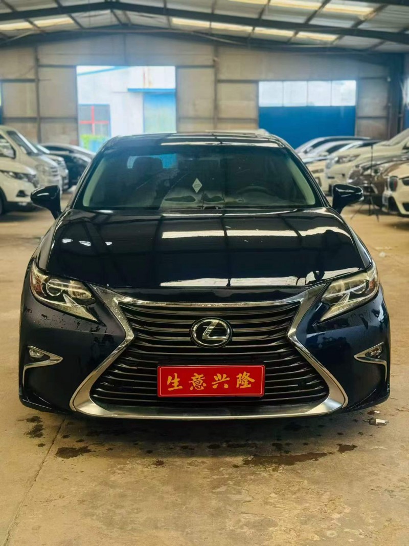 新乡16年雷克萨斯ES1