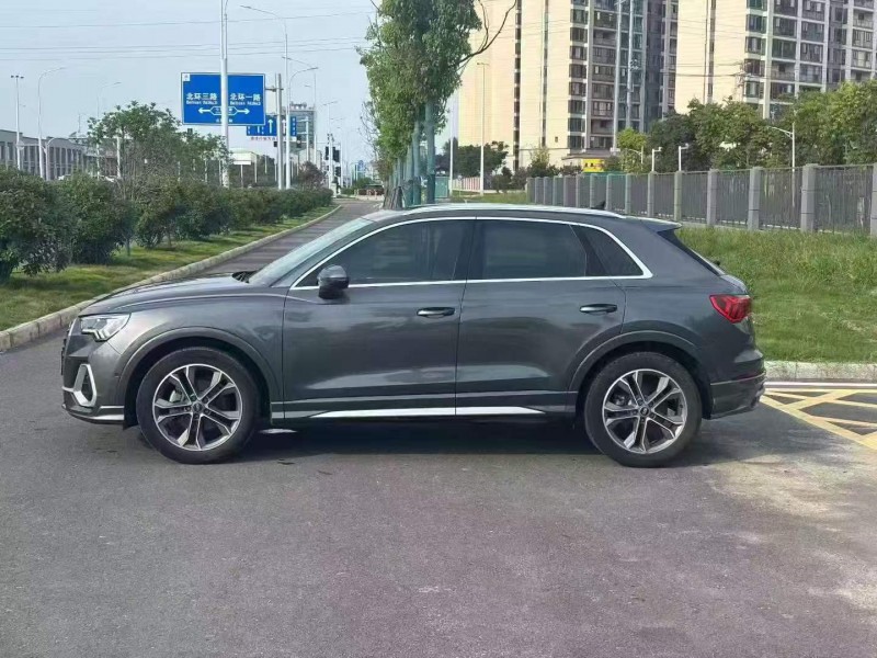 宜昌22年奥迪Q38
