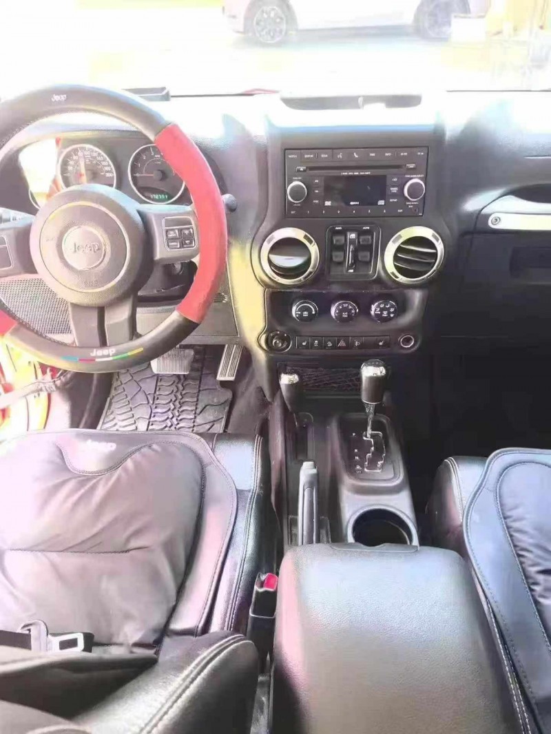咸阳12年Jeep牧马人6