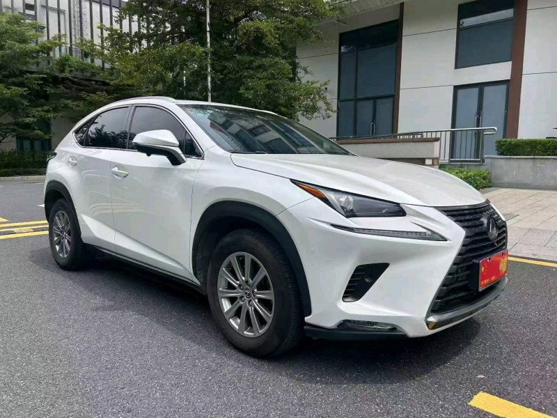 广州19年雷克萨斯RX3