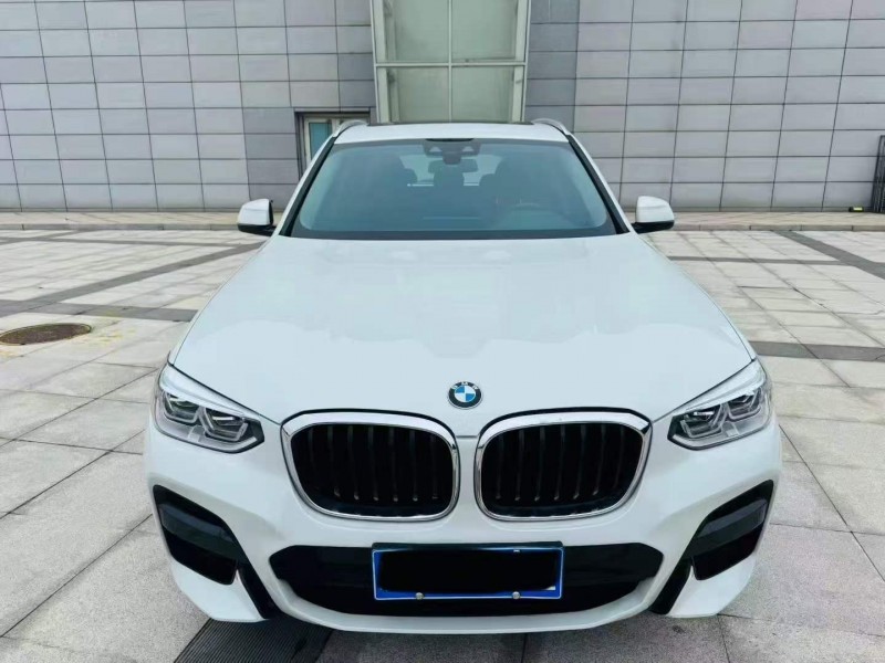 东营19年宝马X31