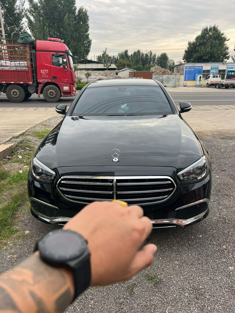 泰安20年奔驰E1
