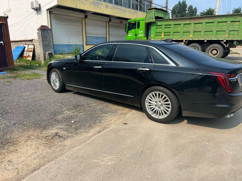 泰安22年凯迪拉克CT67