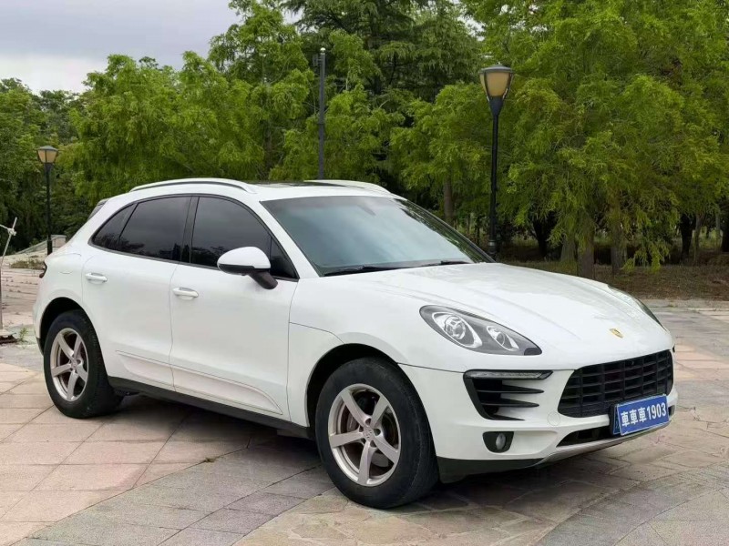 東營14年保時捷Macan2