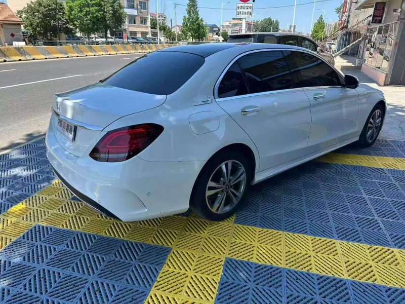 东营21年奔驰C5