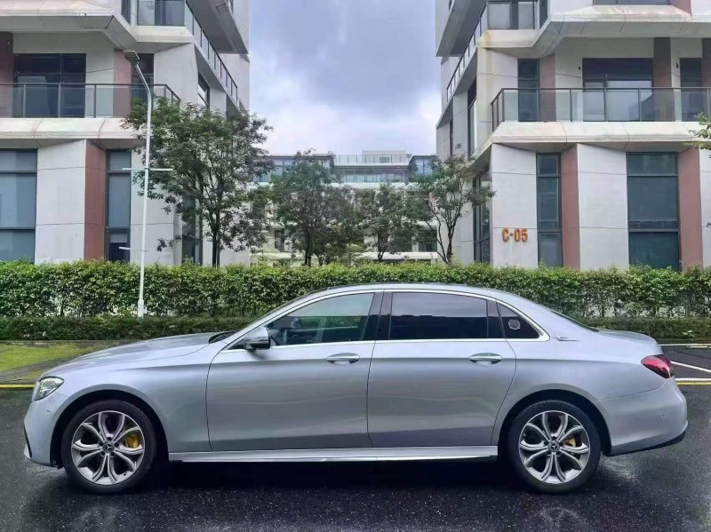 广州21年奔驰S6