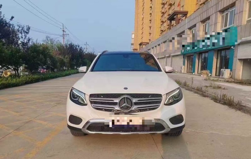 济宁19年奔驰GLC1