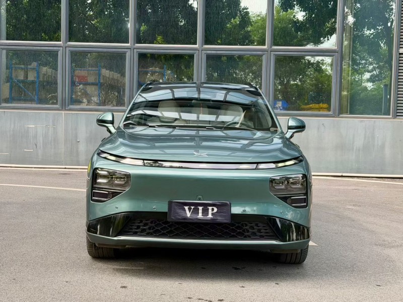 深圳23年小鵬汽車G61