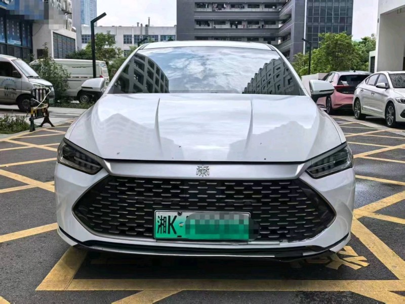 广州21年比亚迪秦1