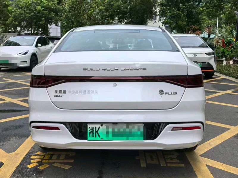 广州21年比亚迪秦7