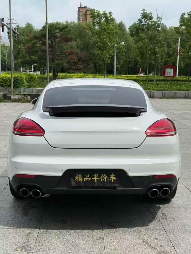 徐州14年保时捷帕拉梅拉9