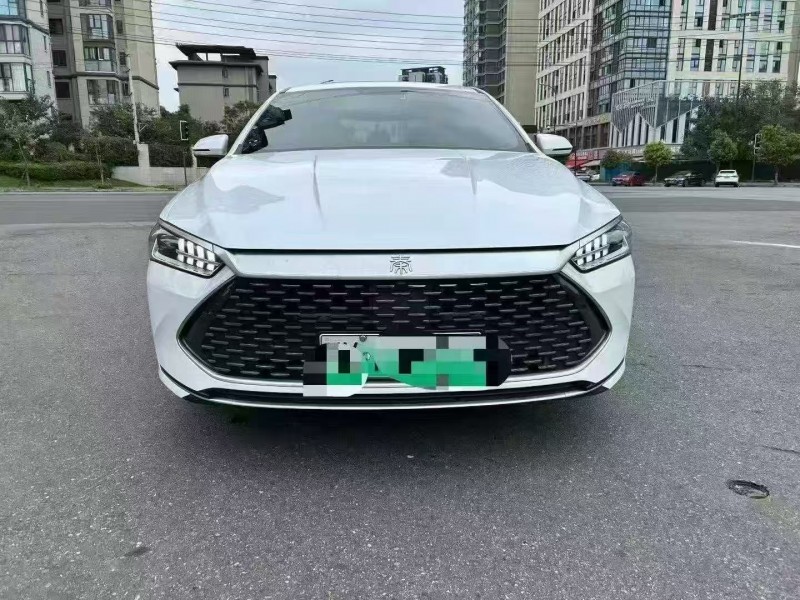 安顺23年比亚迪秦1