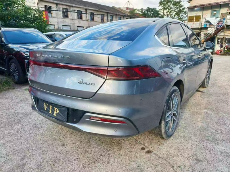 湘潭22年比亚迪秦8