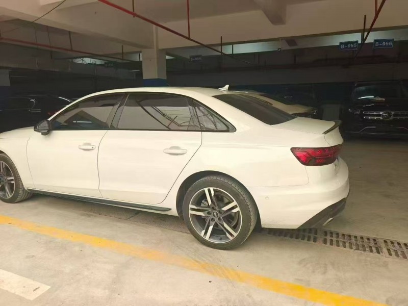 岳阳23年奥迪A4L6