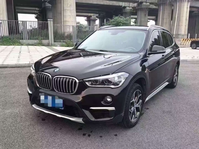 天津19年宝马X12