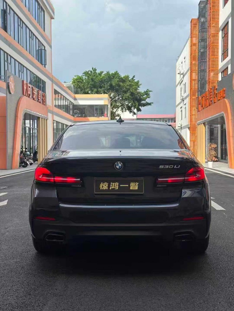 广州22年宝马5系9