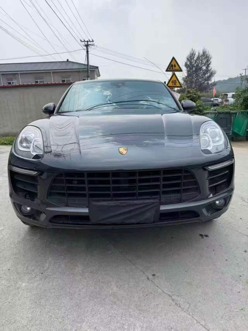 张家口17年保时捷Macan1