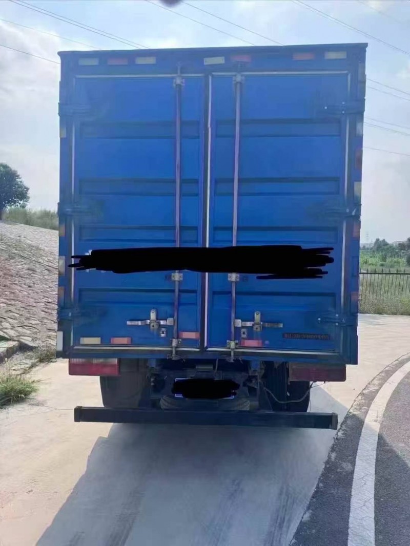 鹤壁24年飞碟箱货货车9
