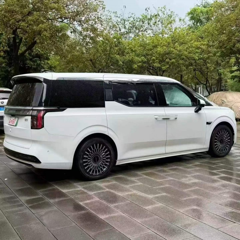 佛山23年极氪汽车0097