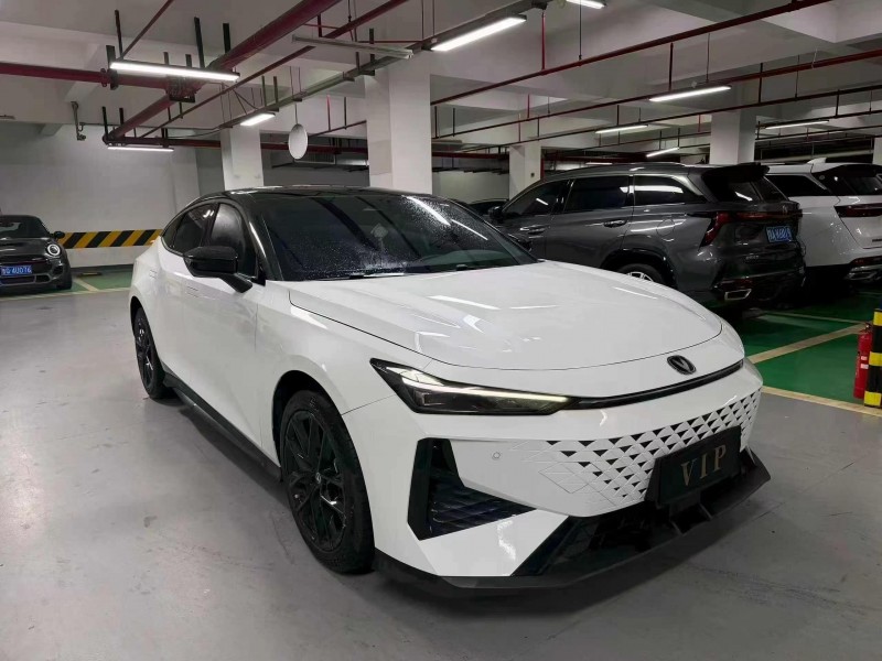 成都25年長安汽車UNI2