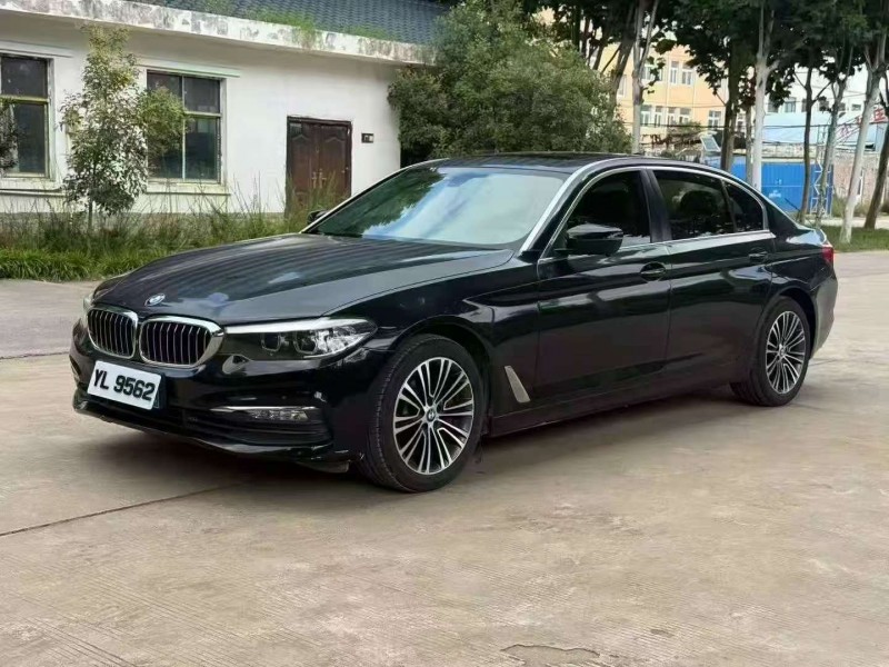 新乡18年宝马5系2