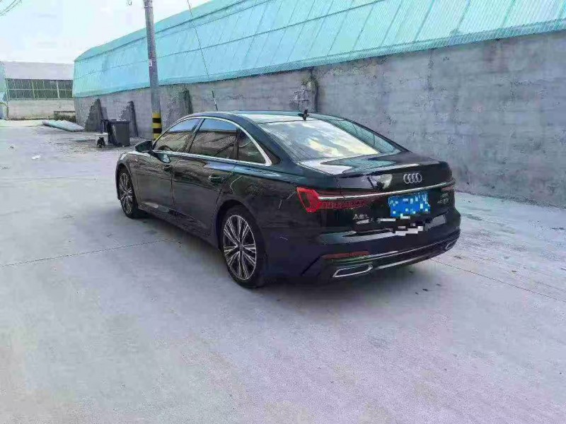 青岛21年奥迪A6L7