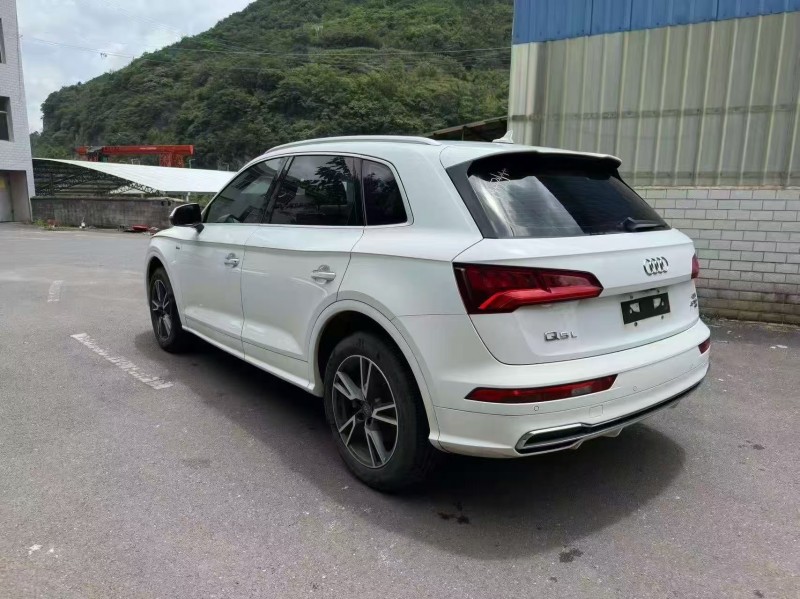 青岛19年奥迪Q54