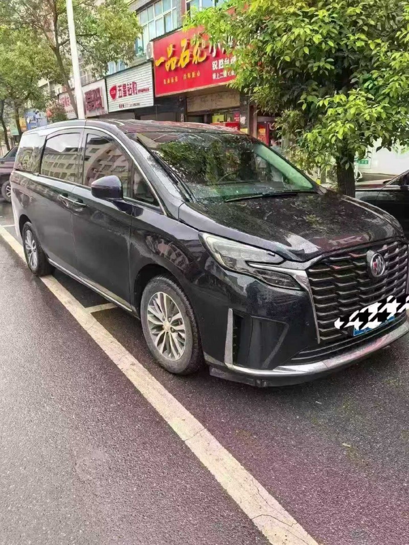 徐州22年别克GL82