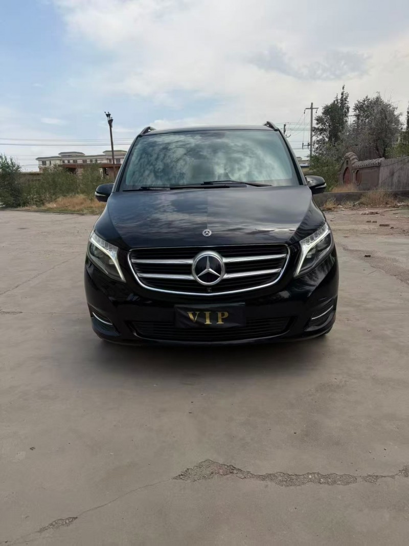 乌海18年奔驰V1