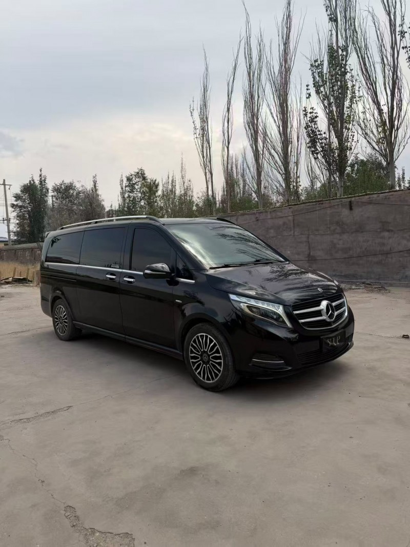 乌海18年奔驰V3