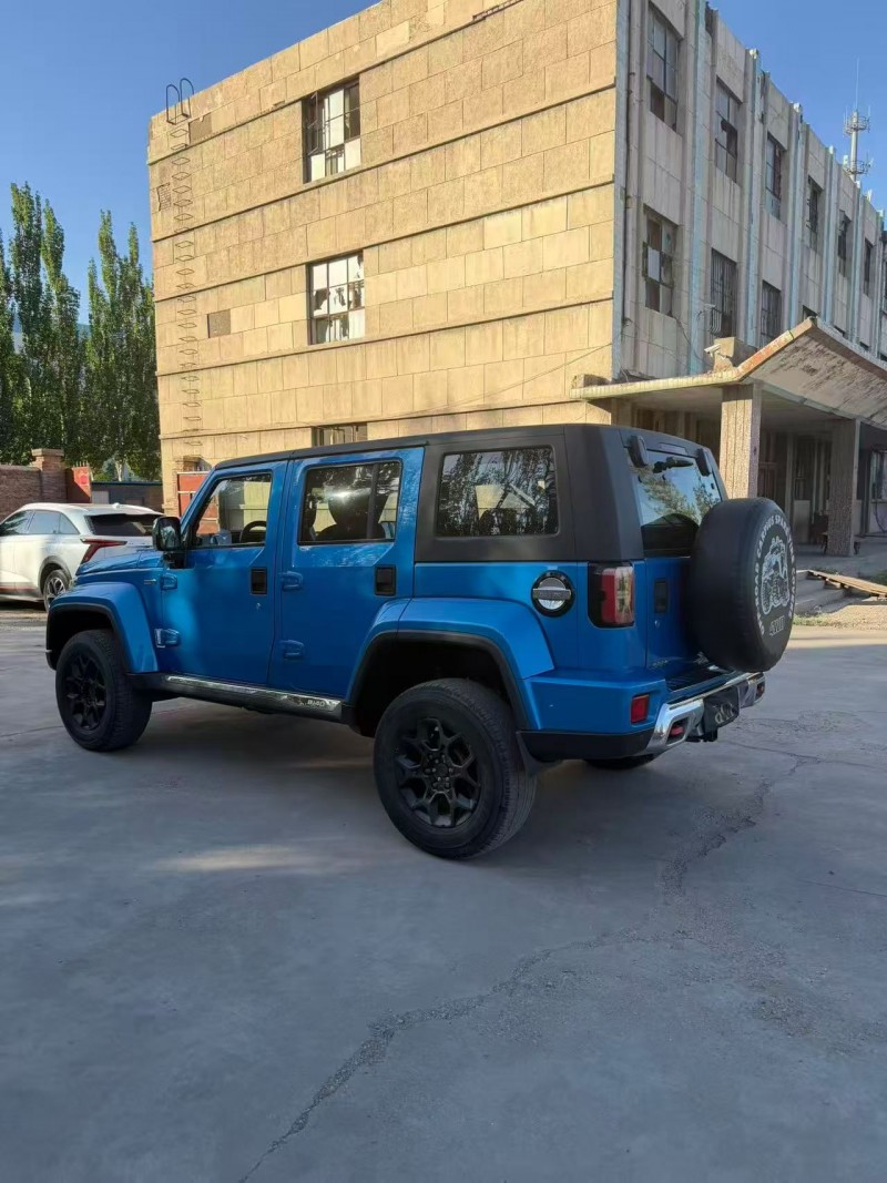 乌海19年北京BJ408