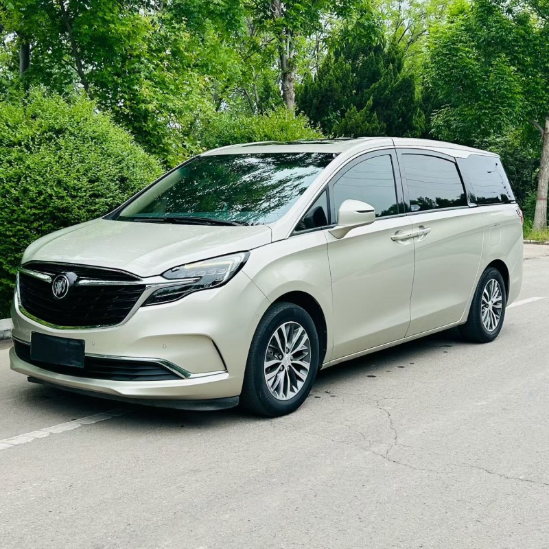 聊城21年别克GL82