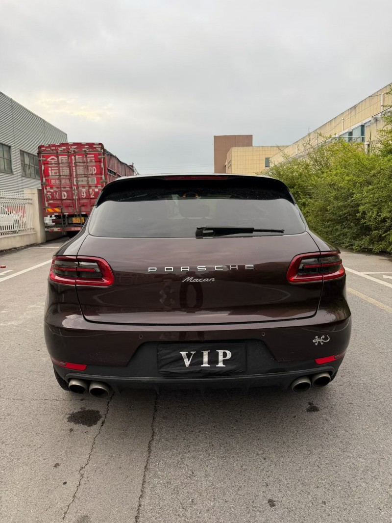 宿遷17年保時捷Macan9