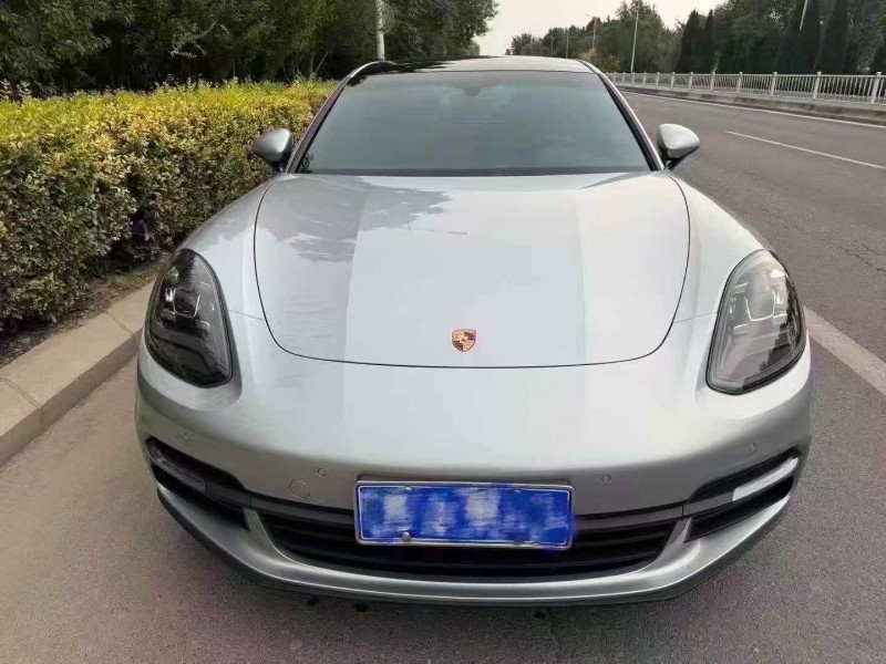 潍坊18年保时捷帕拉梅拉1