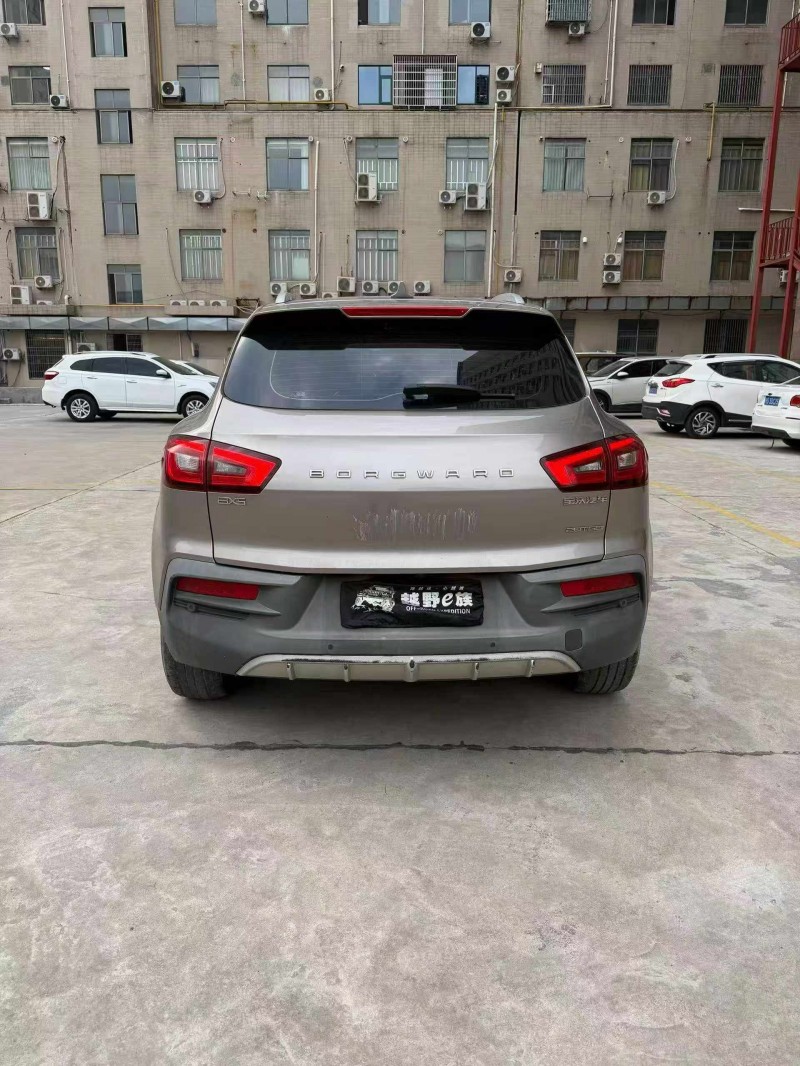 湘潭19年宝沃BX56