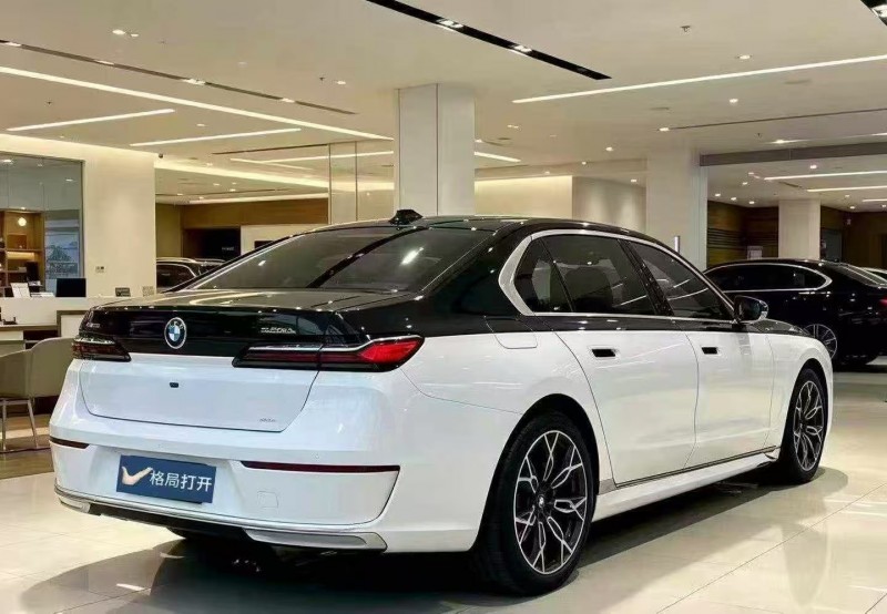 深圳23年宝马7系7