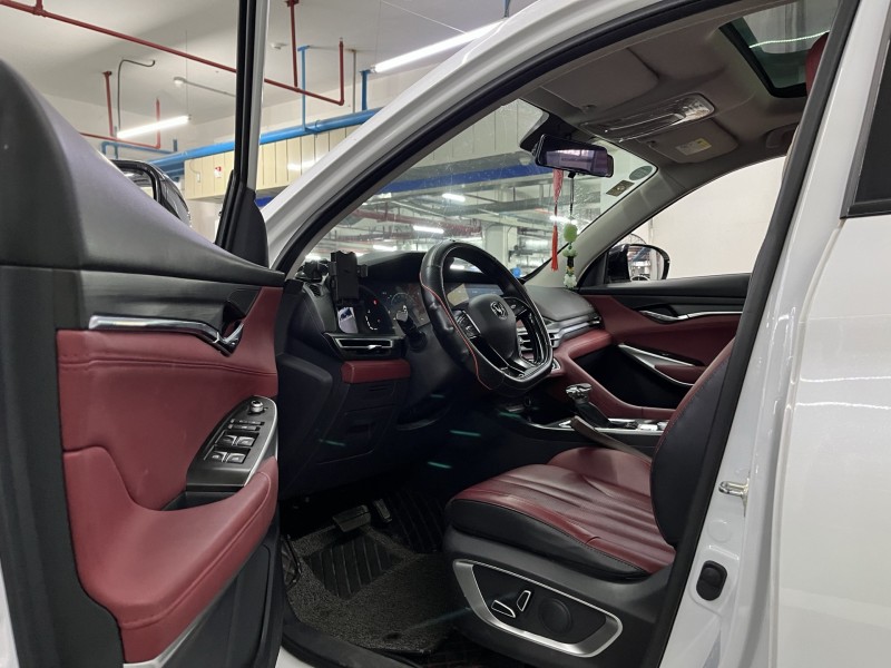 深圳20年長安汽車CS754