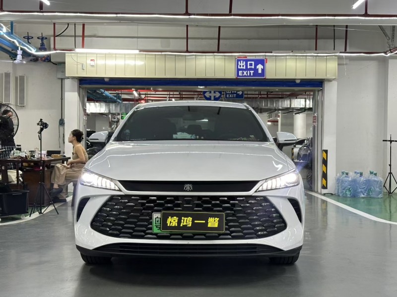深圳25年比亚迪秦1
