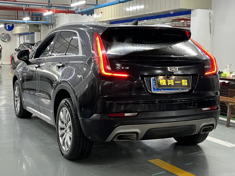 深圳20年凯迪拉克XT48