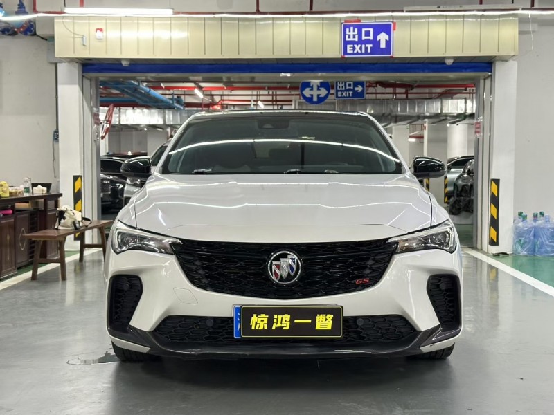 深圳22年别克威朗1