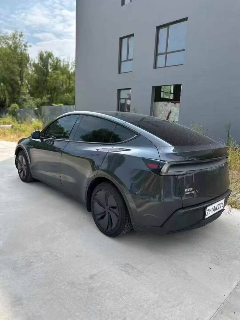 濟寧25年特斯拉MODEL Y7