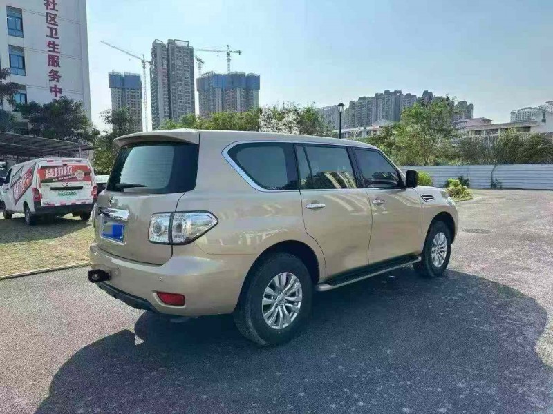 南寧17年日產途樂7